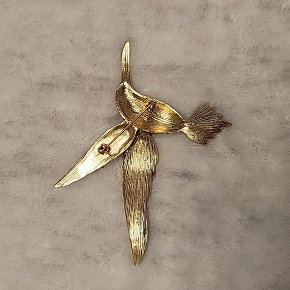 Hummingbird Brooch - Picture 2 of 3